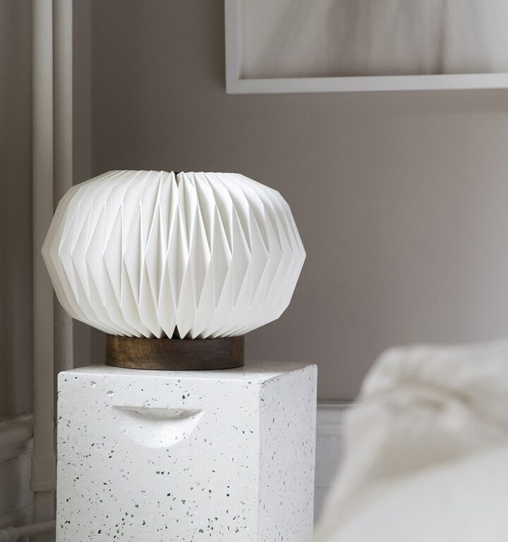 Byon Table Lamp Origami White / Brown 410 mm. x 310 mm.